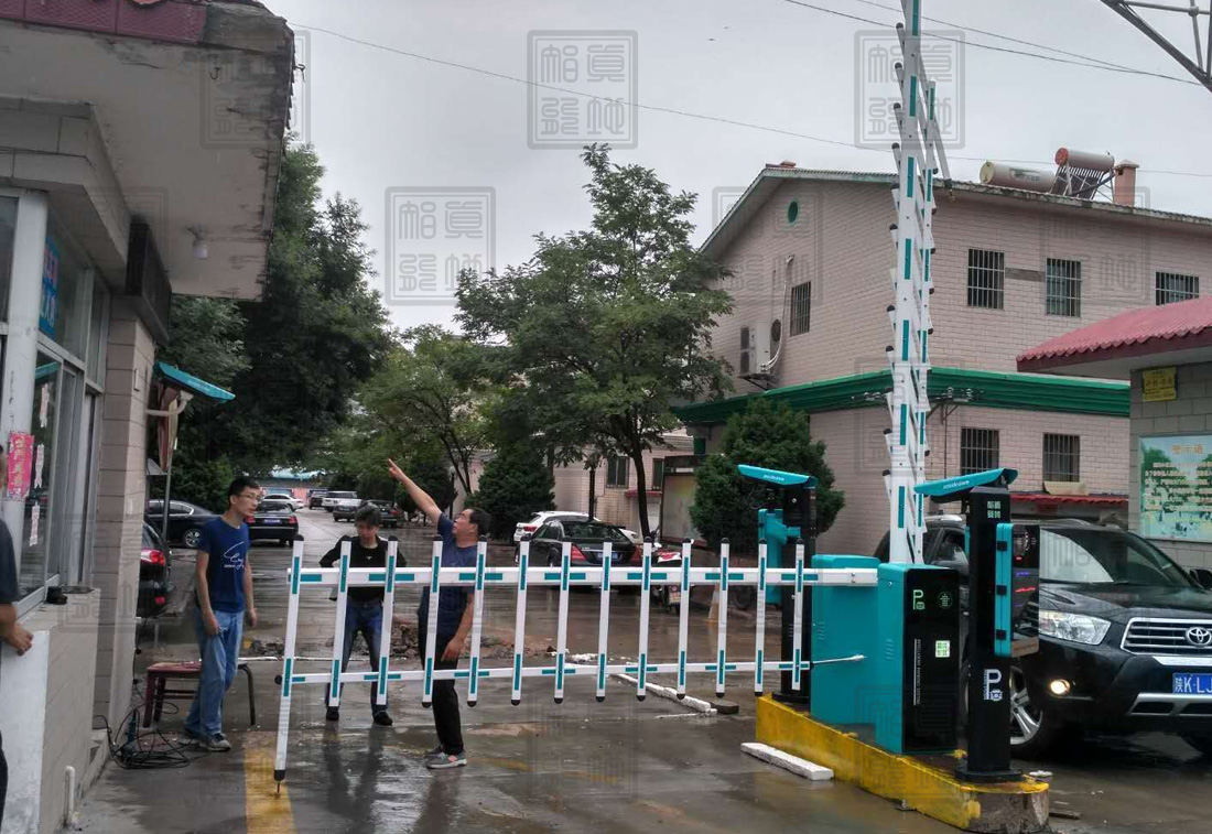 這款停車(chē)場(chǎng)管理系統(tǒng)，真的是高手